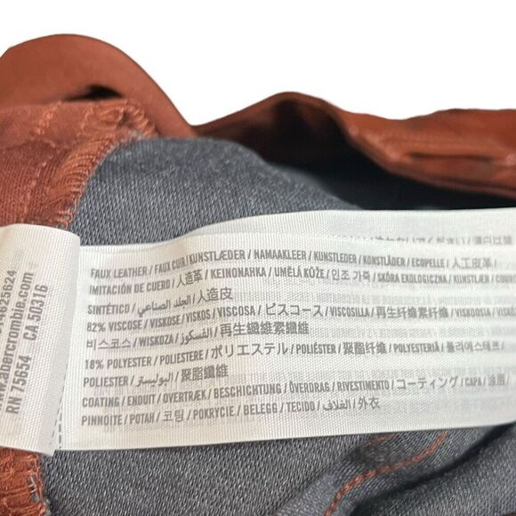 Abercrombie & Fitch Curve Love 90s Straight Pants Brown Leather Women’s Size 32 - Picture 11 of 13